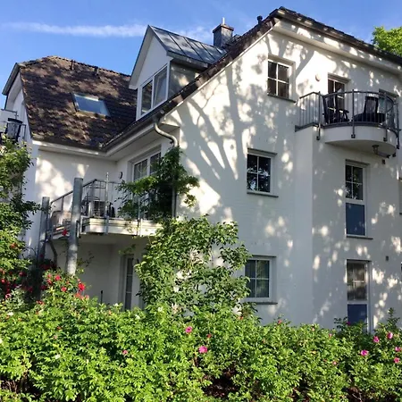 Raemel 38 - 17 公寓 青斯特